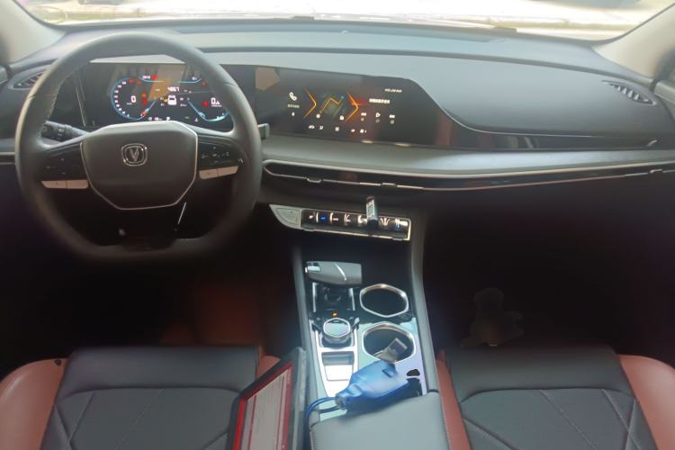 Used Changan Eado 2023 Changan Edition PLUS Blue Whale NE 1.4T GDI DCT Prestige Version
