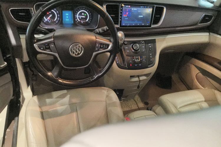 Used Buick GL8 2018 28T Luxury Model China VI Standard
