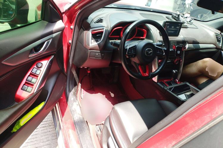 Used Mazda CX-4 2018 2.0L Automatic Two-Wheel Drive Blue Sky Luxury Edition
