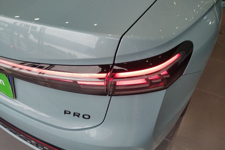 Used Volkswagen Passat 2025 Pro 380TSI Starry Dragon Luxury Edition
