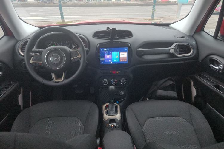 Used  Renegade 2017 180T Automatic High-Energy Version
