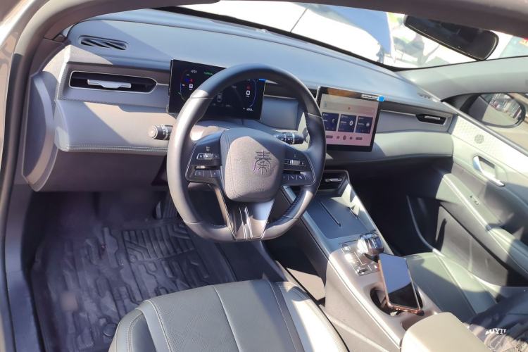 Used BYD Qin PLUS 2025 DM-i Smart Drive 55KM Leading Model
