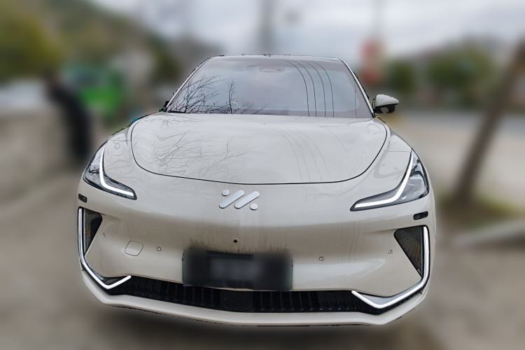 Used IM LS7 2023 90 kWh Elite Rear-Drive Version
