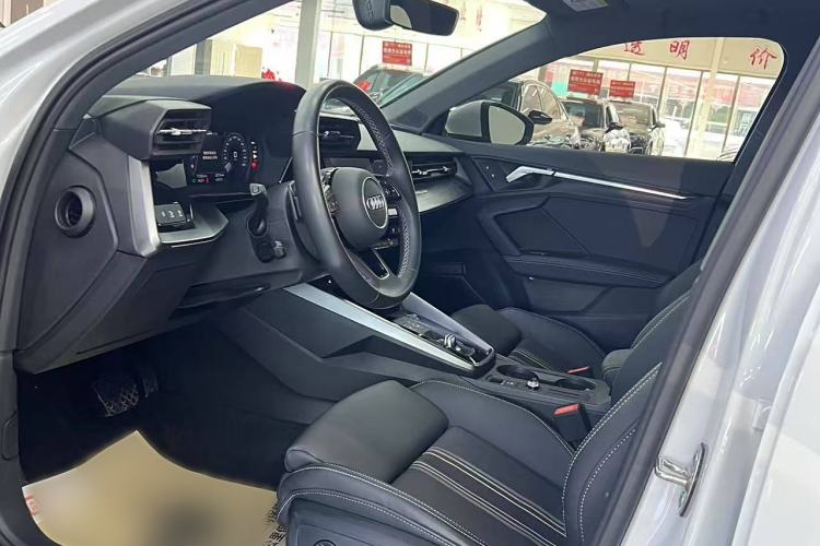 Used Audi A3 2024 Sportback 35 TFSI Fashionable Sports Model
