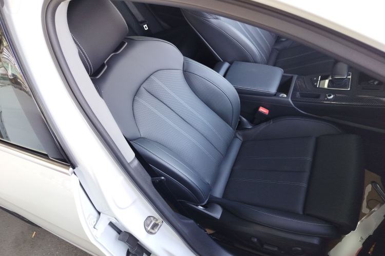 Used Audi A4L 2022 40 TFSI Fashion Dynamic Model
