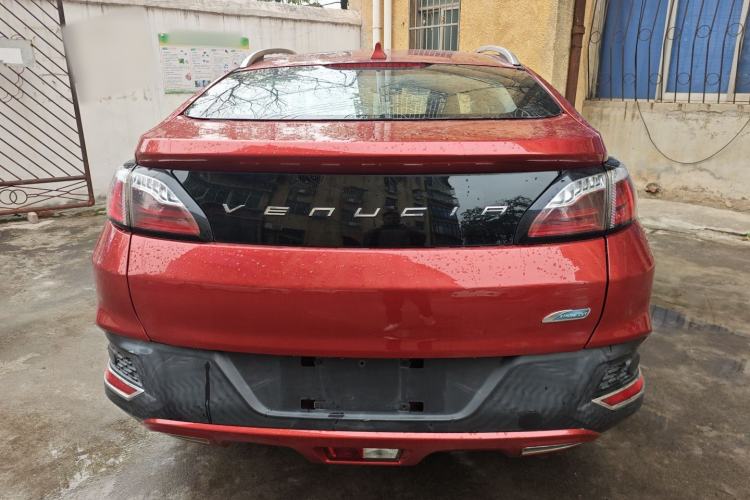 Used Venucia T90 2017 2.0L CVT Smart Edition
