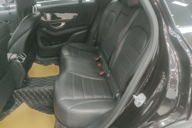 Used Mercedes-Benz GLC 2019 GLC 260 L 4MATIC Dynamic Model
