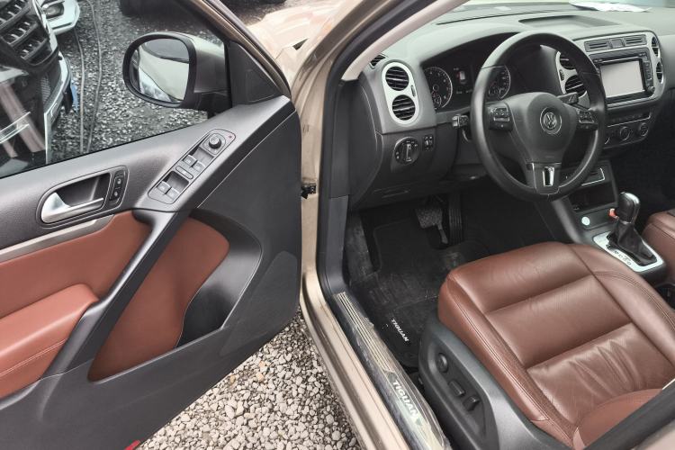 Used Volkswagen Tiguan 2015 1.8TSI Automatic All-Wheel-Drive Luxury Model