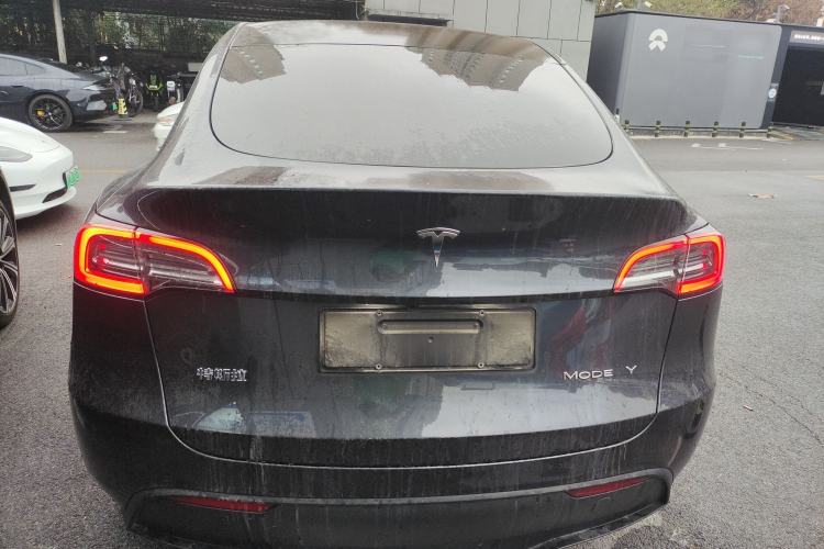 Used Tesla Model Y 2024 Rear-Wheel-Drive Version

