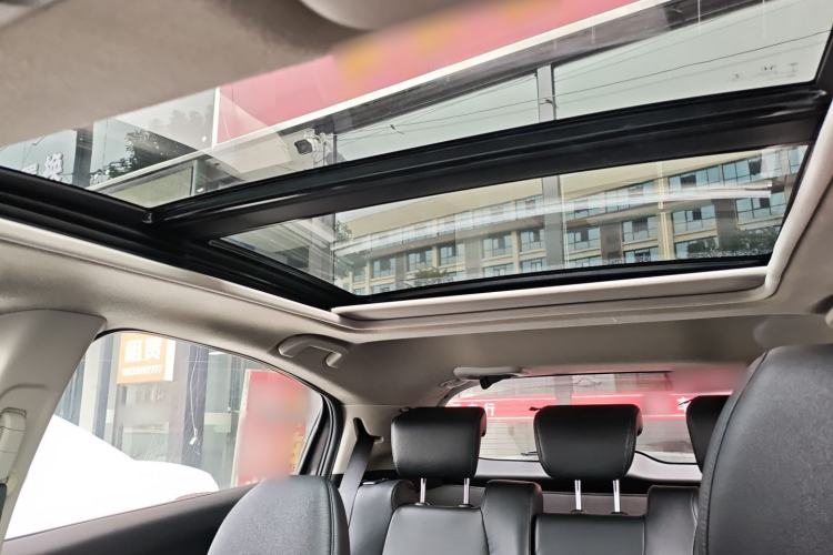 Used Honda Vezel 2017 1.8L CVT Front-Wheel Drive Pioneer Edition