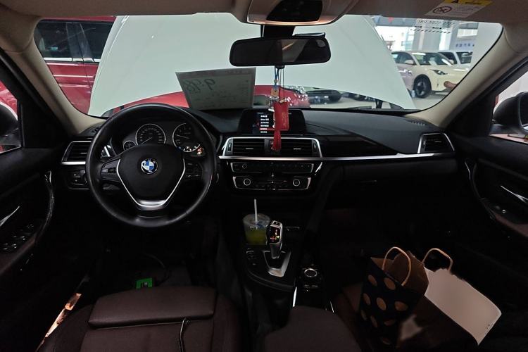 Used BMW 3 Series 2018 320Li Fashion Model
