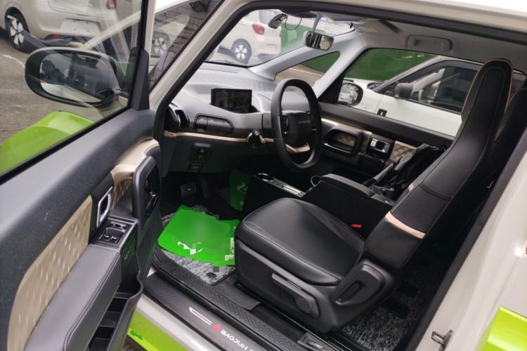 Used Baojun KiWi EV 2021 Artist Model Lithium Iron Phosphate
