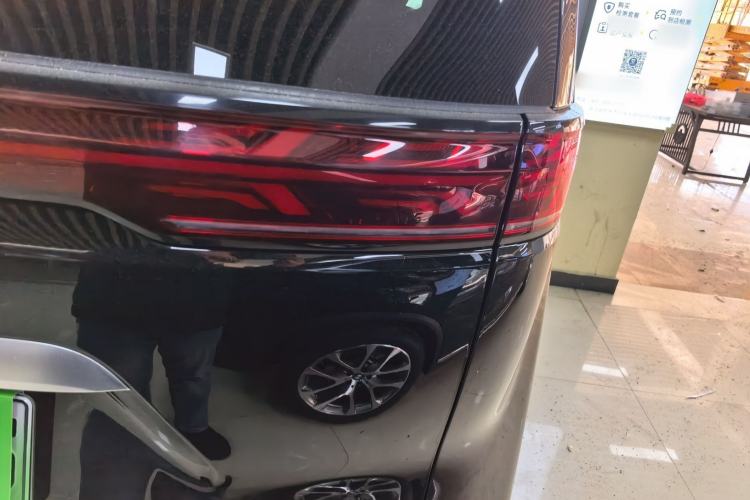 Used Denza D9 2024 DM-i 1050 Luxury Model