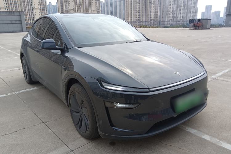 Used Tesla Model Y 2025 Rear-Wheel-Drive Version
