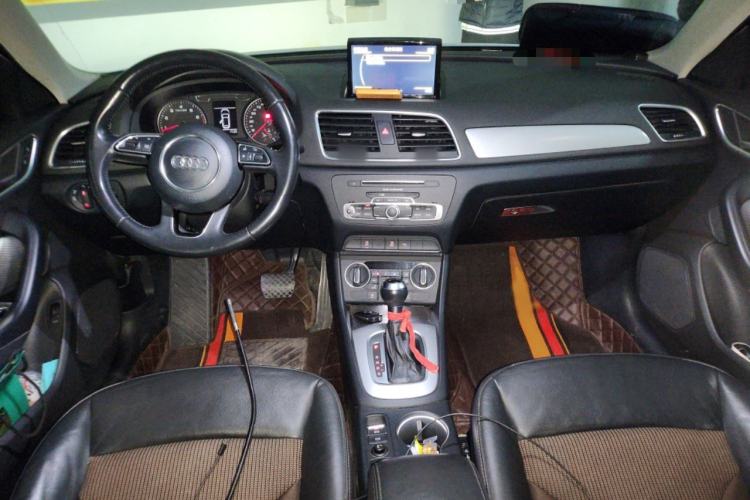 Used Audi Q3 2017 30 TFSI Fashion Model
