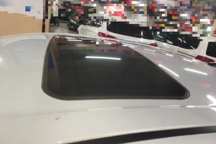 Used Chevrolet Aveo Sonic 2014 Sedan 1.4SL AT Stylish Sunroof Edition