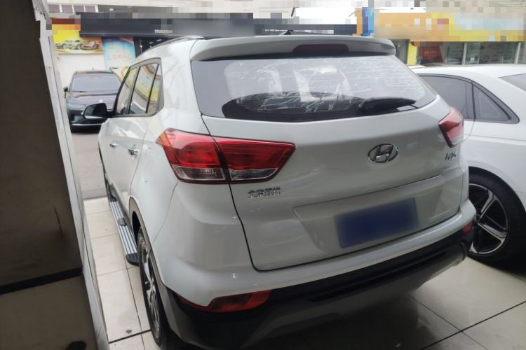 Used Hyundai ix25 2017 1.6L Automatic Smart Version
