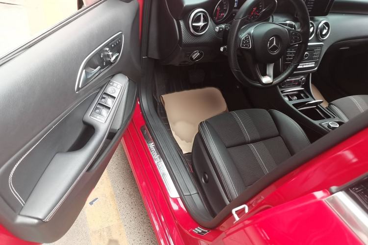 Used Mercedes-Benz A-Class 2017 Revised Version A 200 Fashion Edition
