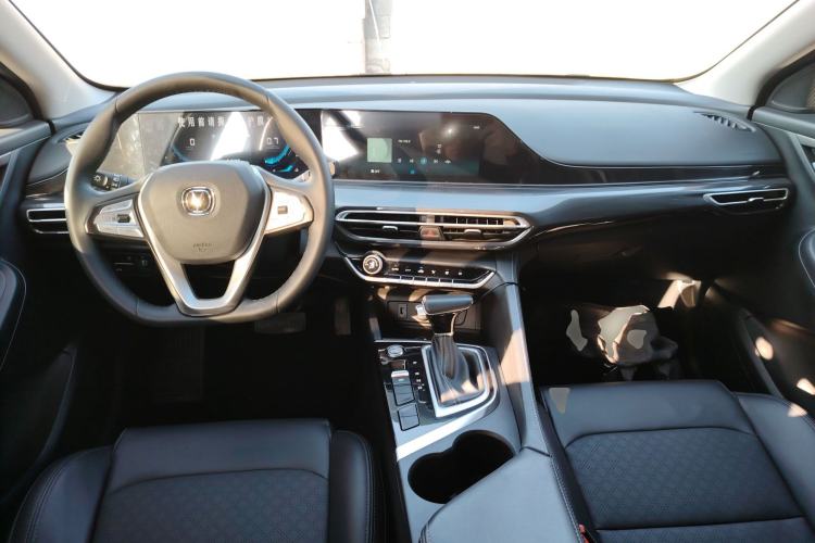 Used Changan Eado 2020 PLUS 1.6L GDI Automatic Luxury Model
