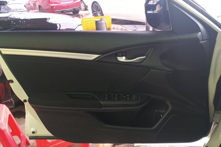 Used Honda Civic 2019 180TURBO CVT Shangyue Edition China VI Emission Standard
