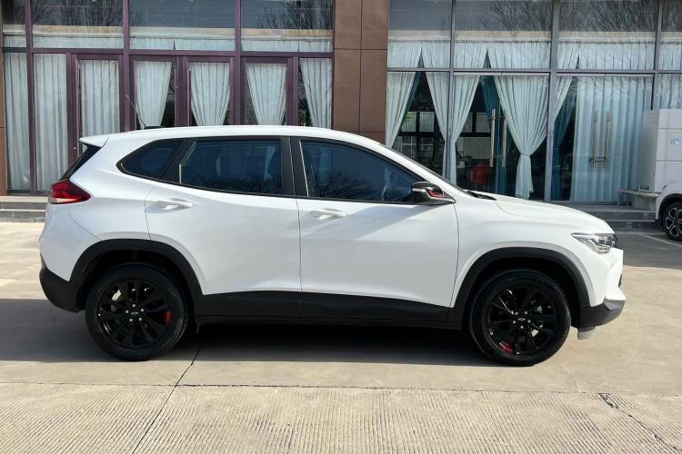 Used Chevrolet Trax 2019 Redline 335T CVT Trendy Version China VI Standard
