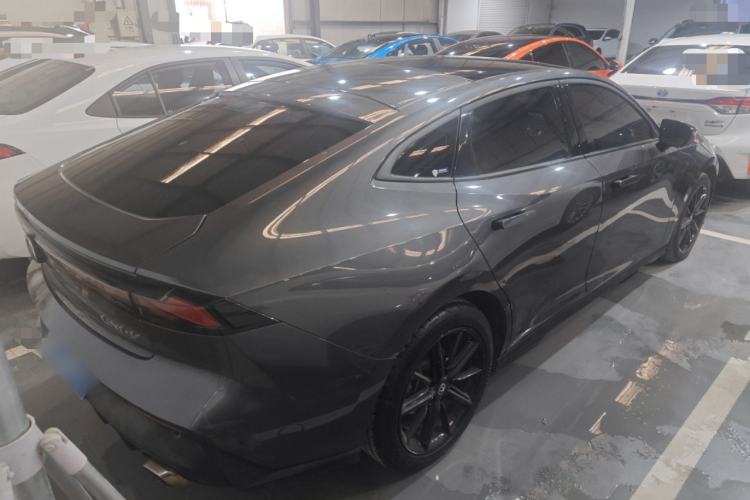 Used Changan UNI-V 2022 1.5T Prestige Version
