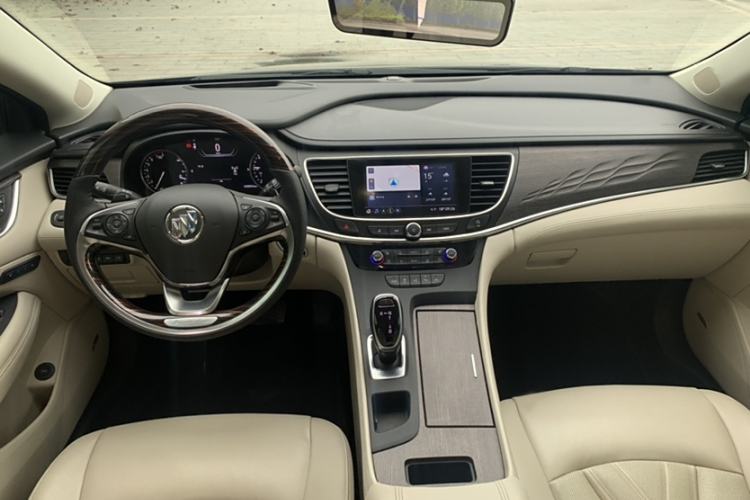 Used Buick LaCrosse 2022 Avenir Avia First Edition
