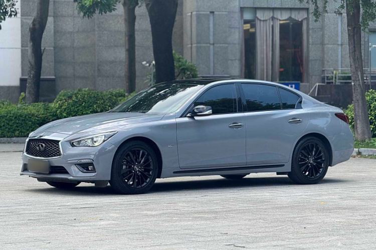 Used Infiniti Q50L 2018 2.0T Enjoyment Version China VI Standard
