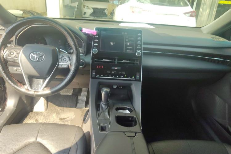 Used Toyota Avalon 2019 2.0L Luxury Edition China VI Standard
