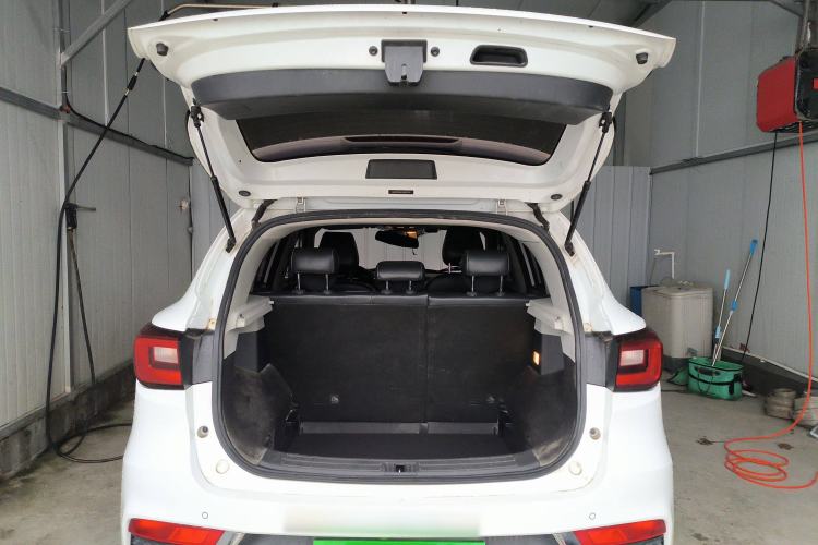 Used MG ZS 2018 1.5L Manual Luxury Version China V Standard