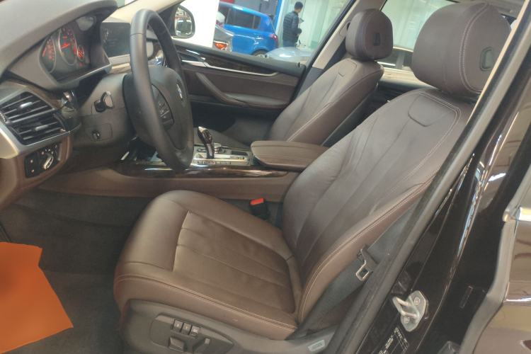 Used BMW X5 2015 xDrive28i

