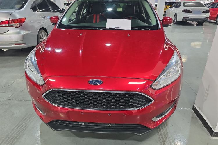 Used Ford Focus 2017 Hatchback 1.6L Automatic Fashion Edition Smart Drive Version
