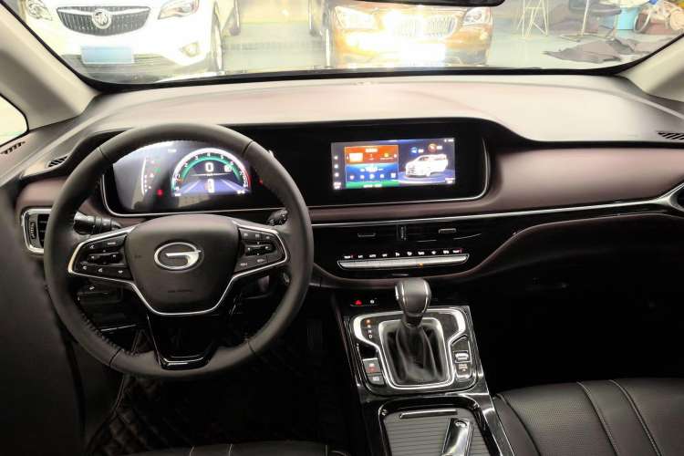 Used GAC Trumpchi M6 2023 PRO 270T DCT Luxury Edition
