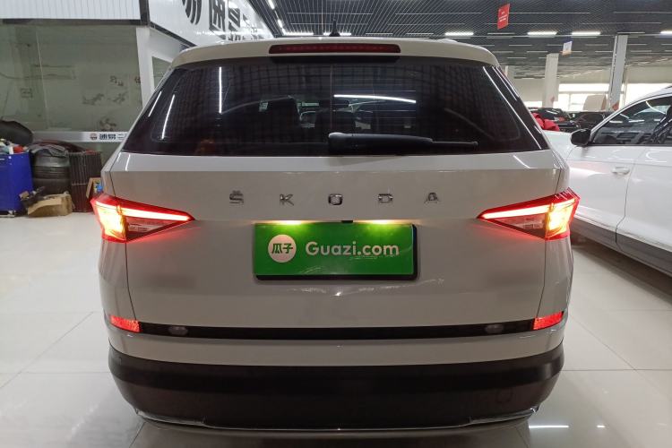 Used Skoda Kodiaq 2021 TSI330 7-Seater Two-Wheel-Drive Luxury Plus Edition