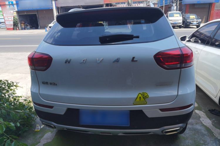Used Haval H2s 2017 Red-Label 1.5T Dual-Clutch Luxury Model

