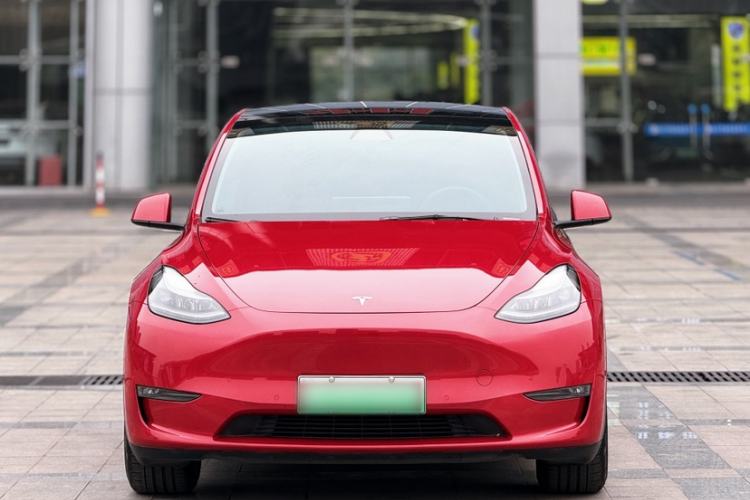 Used Tesla Model Y 2021 Long-Range All-Wheel-Drive Version