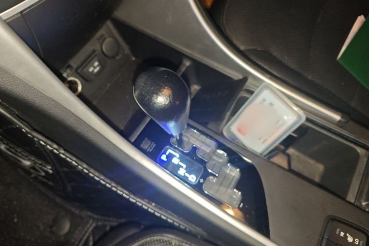 Used Hyundai Sonata 2013 2.4L Automatic Leading Edition China IV Standard