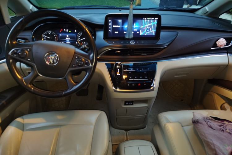 Used Buick GL8 2020 Land Business Class 652T Luxury Model
