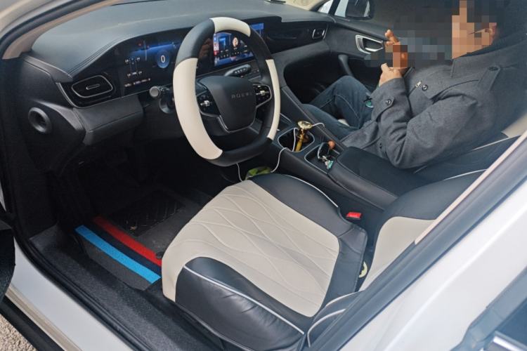 Used Roewe D7 2025 DMH 125km World Champion Excellence Edition
