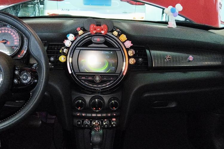 Used  MINI 2016 1.5T COOPER Five-Door Edition
