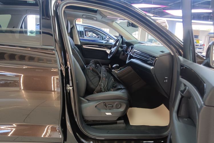 Used Volkswagen Touareg 2021 2.0 TSI Flagship Special Edition
