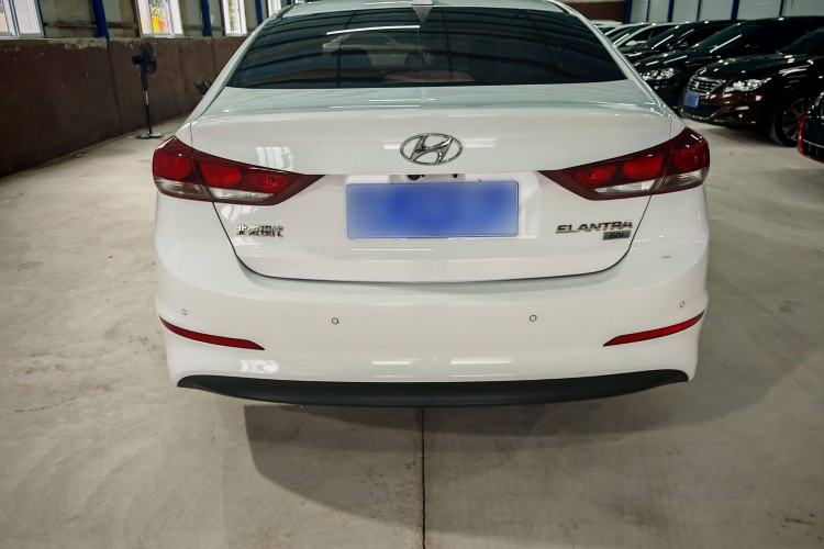 Used Hyundai Elantra 2016 1.6L Automatic ZhiXuan · Luxury Version

