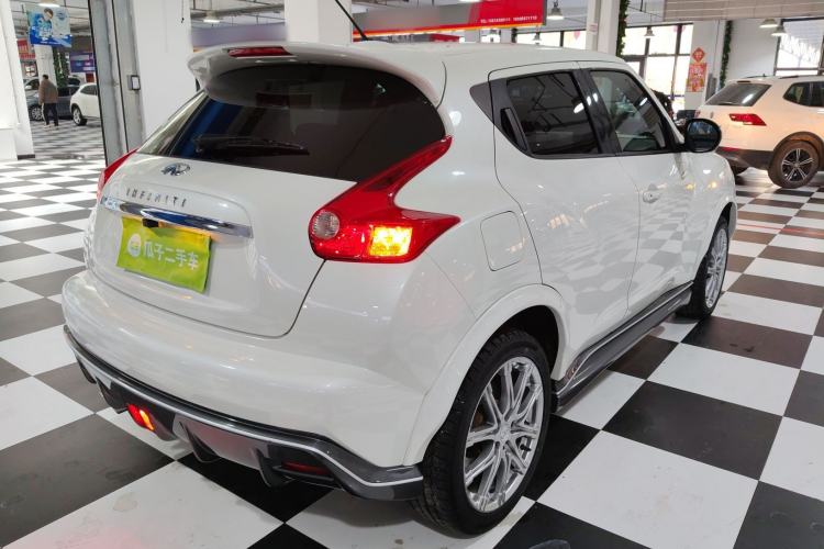 Used Infiniti ESQ 2014 1.6L Spontaneous Edition
