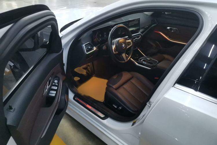 Used BMW i3 2022 eDrive 35 L
