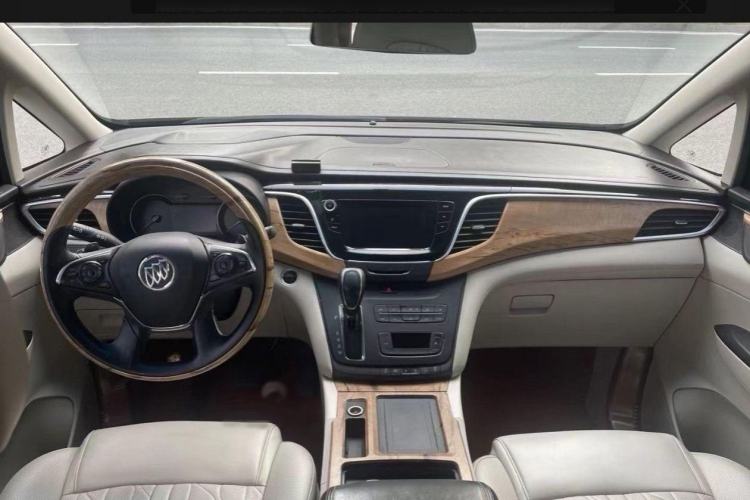 Used Buick GL8 2018 ES 28T Comfort Model China VI Standard
