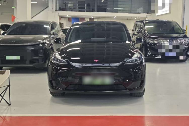 Used Tesla Model Y 2023 Rear-Wheel-Drive Version