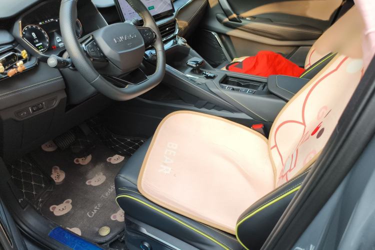 Used Lynk & Co 06 2023 Remix 1.5T Dynamic Halo
