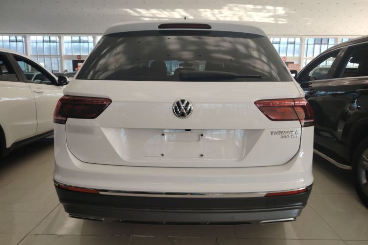 Used Volkswagen Tiguan L 2017 380TSI Automatic All-Wheel-Drive Luxury Edition