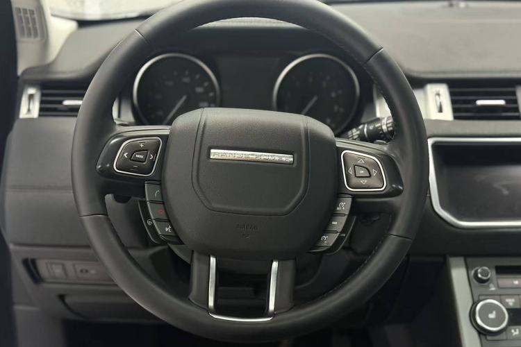 Used Land Rover Range Rover Evoque 2016 2.0T SE PLUS Smart Enjoyment Edition
