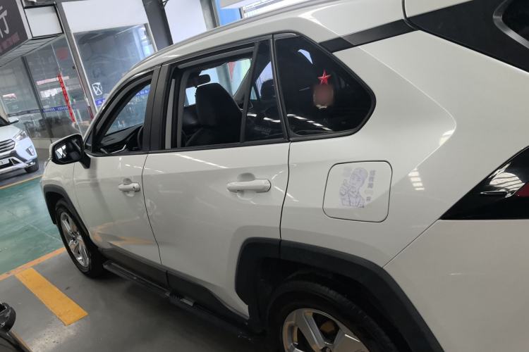 Used Toyota RAV4 2020 2.0L CVT Two-Wheel Drive Fashion Edition
